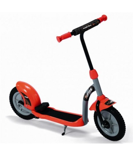 MONOPATTINO SCOOTER OUTSIDE